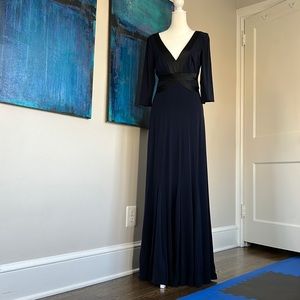 Kay Unger Navy Jersey Formal - size 6
